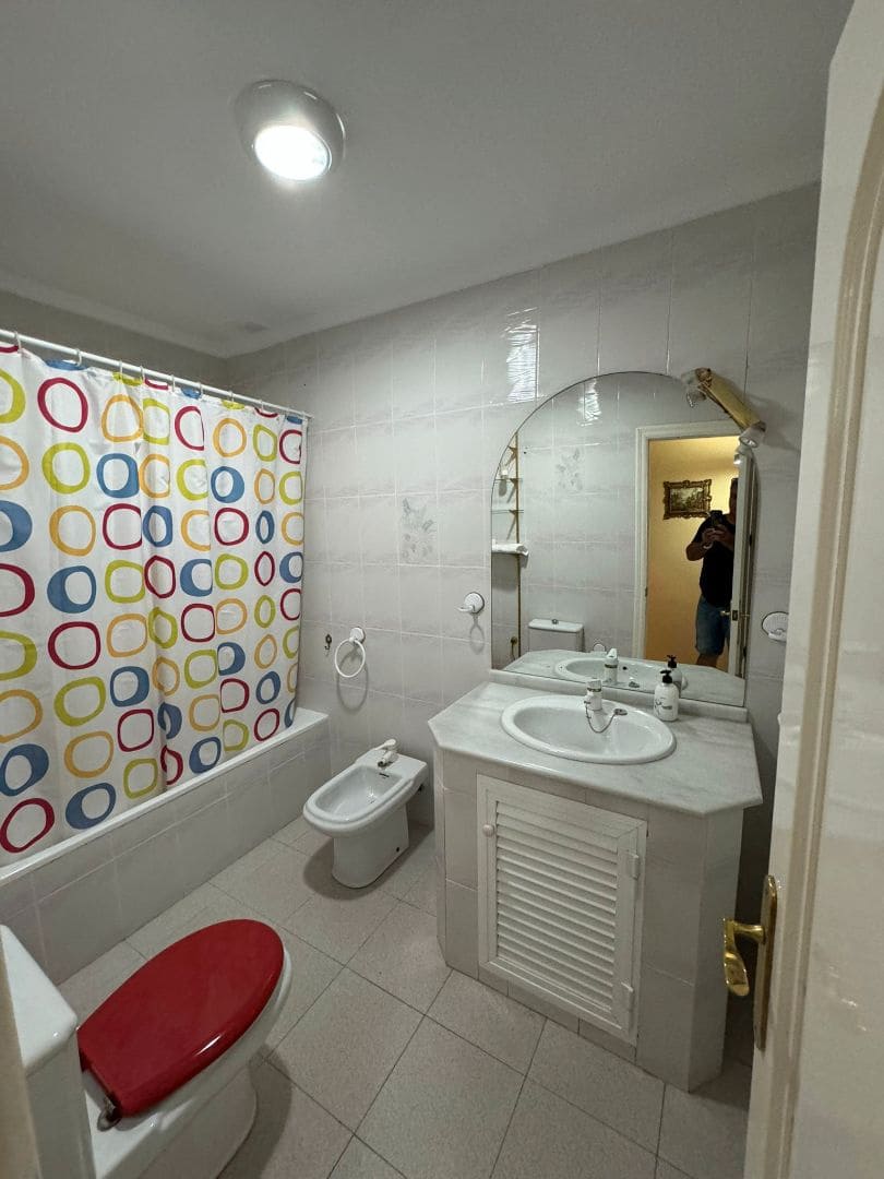 3 soveværelse Villa til leje i Nerja med swimmingpool garage - € 1.500 (Ref: 8758571)