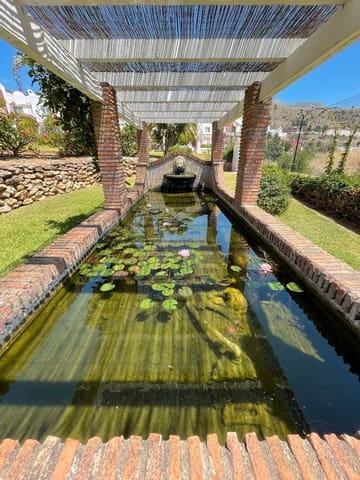 3 soverom Villa til leie i Capistrano, Nerja med svømmebasseng garasje - € 1 500 (Ref: 8758571)