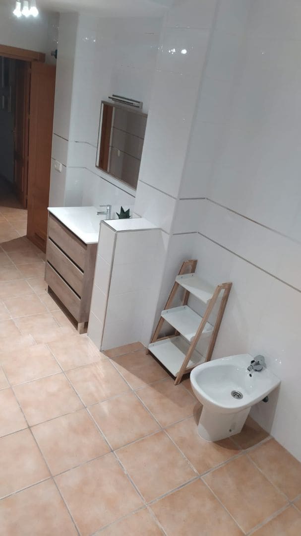 2 bedroom Apartment for sale in Almunecar with pool - € 199,000 (Ref: 8769051)