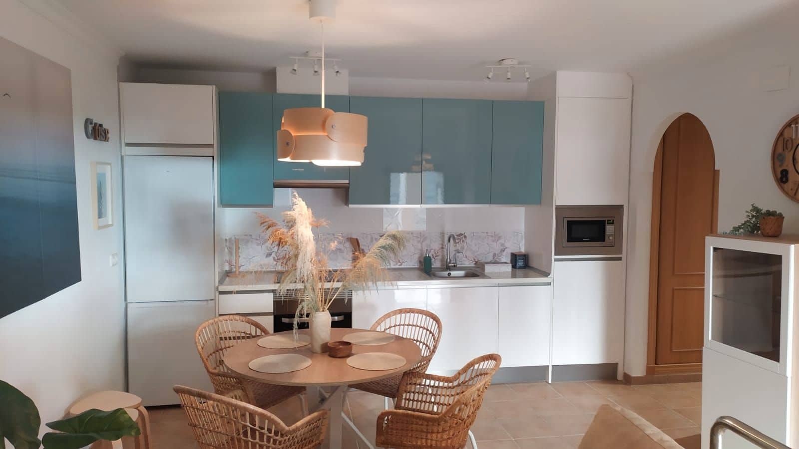 2 bedroom Apartment for sale in Almunecar with pool - € 199,000 (Ref: 8769051)