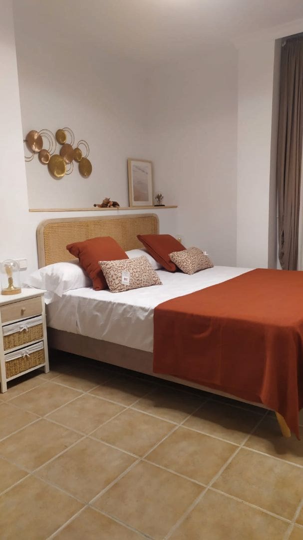 2 bedroom Apartment for sale in Almunecar with pool - € 184,000 (Ref: 8769052)