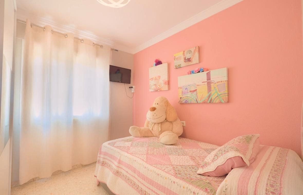 4 soveværelse Villa til salg i Velez-Malaga med swimmingpool garage - € 410.000 (Ref: 8802677)