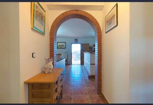 3 soverom Villa til salgs i Comares med svømmebasseng garasje - € 300 000 (Ref: 8848065)