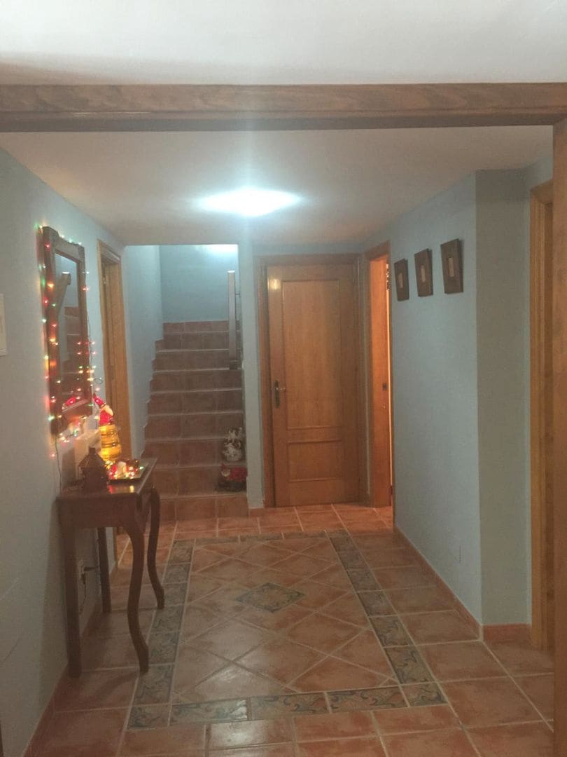 5 soveværelse Villa til salg i Nerja med swimmingpool - € 750.000 (Ref: 8909661)