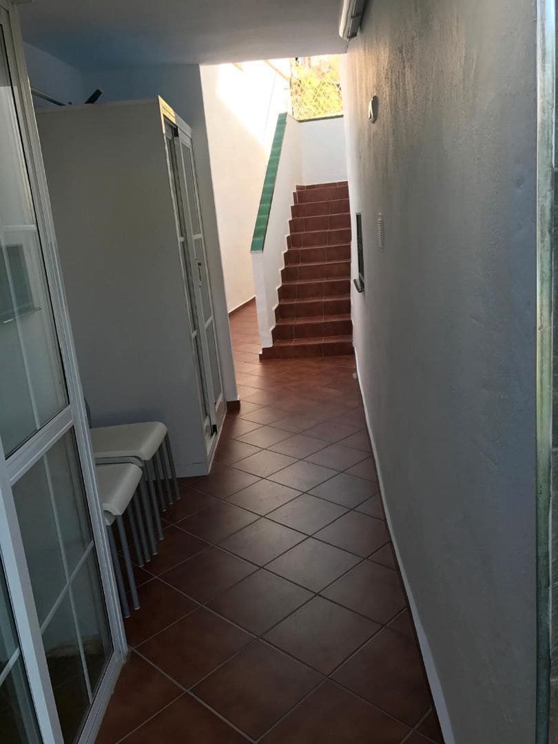 5 soveværelse Villa til salg i Nerja med swimmingpool - € 750.000 (Ref: 8909661)