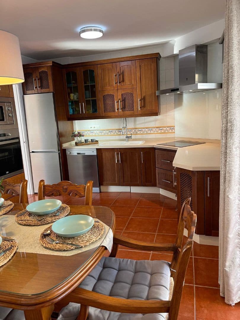 5 soveværelse Villa til salg i Nerja med swimmingpool - € 750.000 (Ref: 8909661)