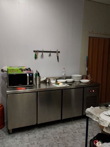 Local Commercial à louer à Centro, Nerja - 1 150 € (Ref: 8917482)