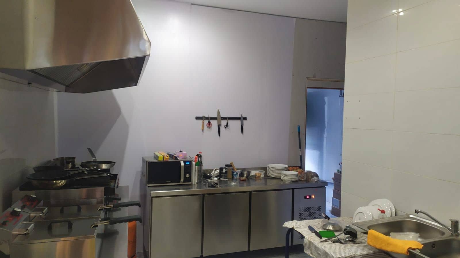 Erhverv til leje i Nerja - € 1.150 (Ref: 8917482)