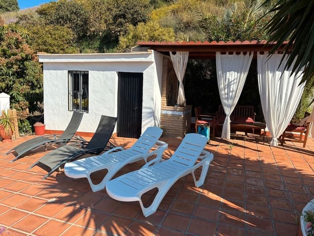 2 soveværelse Finca/Landehus til salg i Almijara, Nerja med swimmingpool garage - € 640.000 (Ref: 8952237)