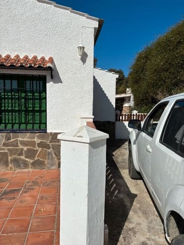 2 soveværelse Finca/Landehus til salg i Almijara, Nerja med swimmingpool garage - € 640.000 (Ref: 8952237)