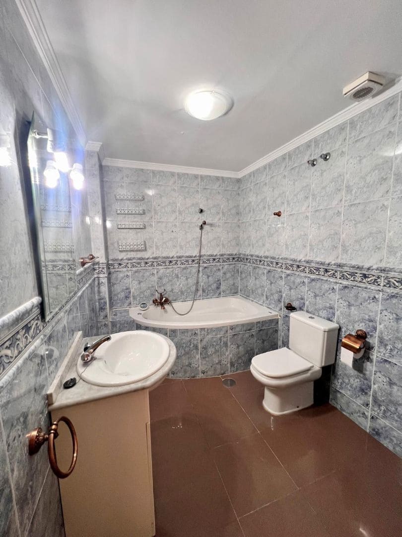 3 slaapkamer Flat te koop in Torrox met garage - € 250.000 (Ref: 8983230)