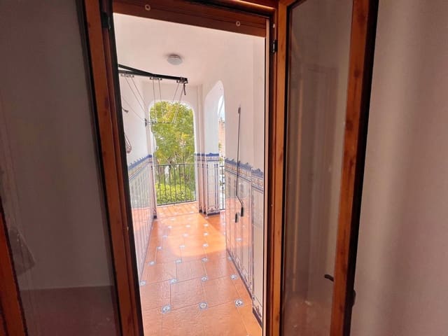 3 sypialnia Mieszkanie na sprzedaż w Torrox Pueblo, Torrox z garażem - 250 000 € (Ref: 8983230)