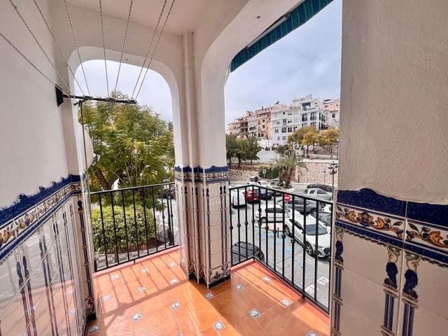 3 sypialnia Mieszkanie na sprzedaż w Torrox Pueblo, Torrox z garażem - 250 000 € (Ref: 8983230)