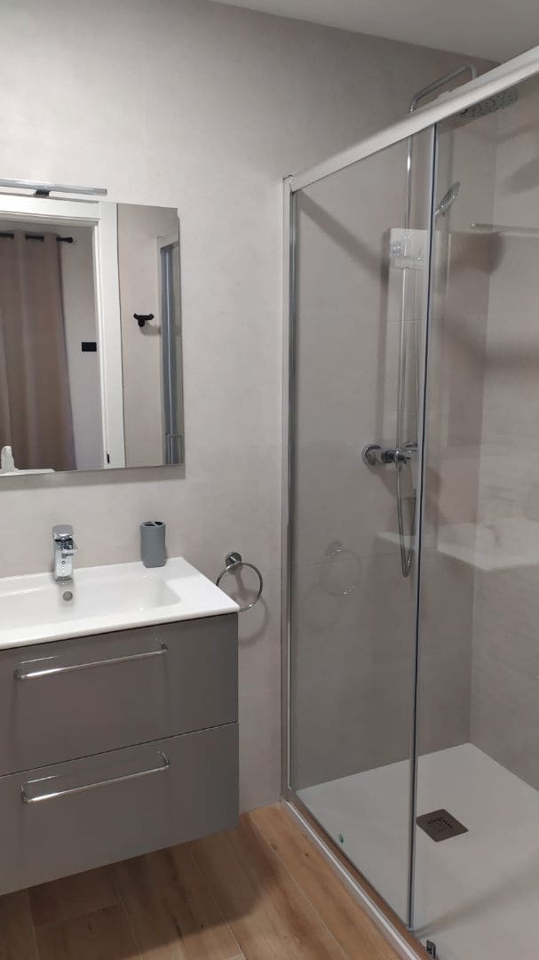 3 soveværelse Semi-Rækkehus til leje i Nerja med garage - € 2.200 (Ref: 8998139)