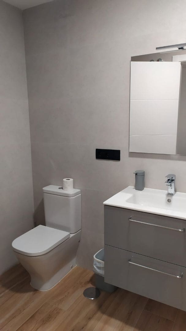 3 soveværelse Semi-Rækkehus til leje i Nerja med garage - € 2.200 (Ref: 8998139)