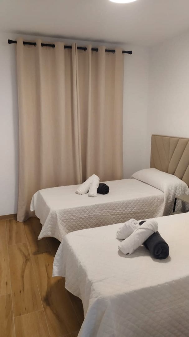 3 soveværelse Semi-Rækkehus til leje i Nerja med garage - € 2.200 (Ref: 8998139)