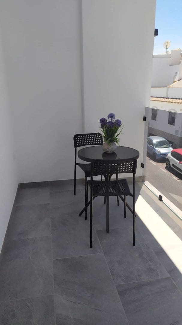 3 soveværelse Semi-Rækkehus til leje i Nerja med garage - € 2.200 (Ref: 8998139)
