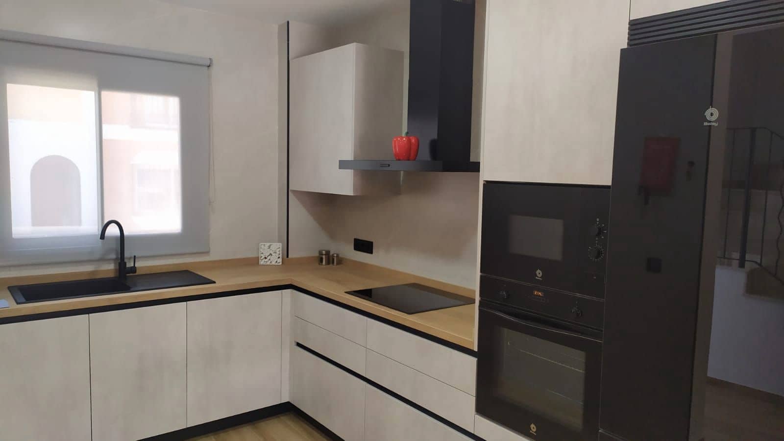 3 soveværelse Semi-Rækkehus til leje i Nerja med garage - € 2.200 (Ref: 8998139)