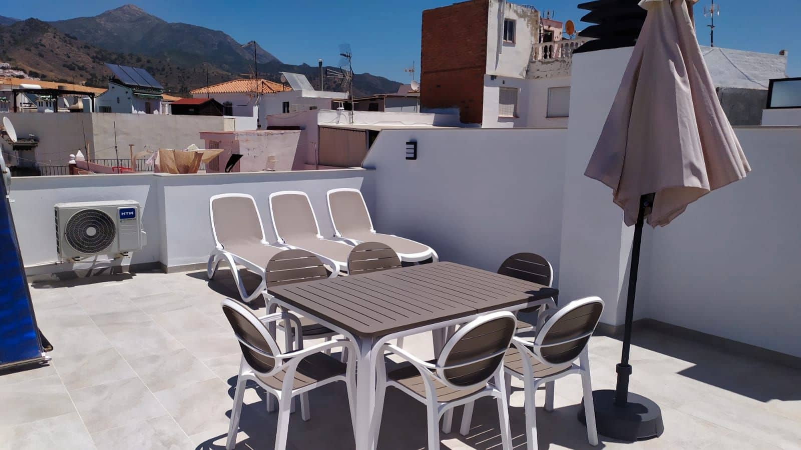 3 soveværelse Semi-Rækkehus til leje i Nerja med garage - € 2.200 (Ref: 8998139)