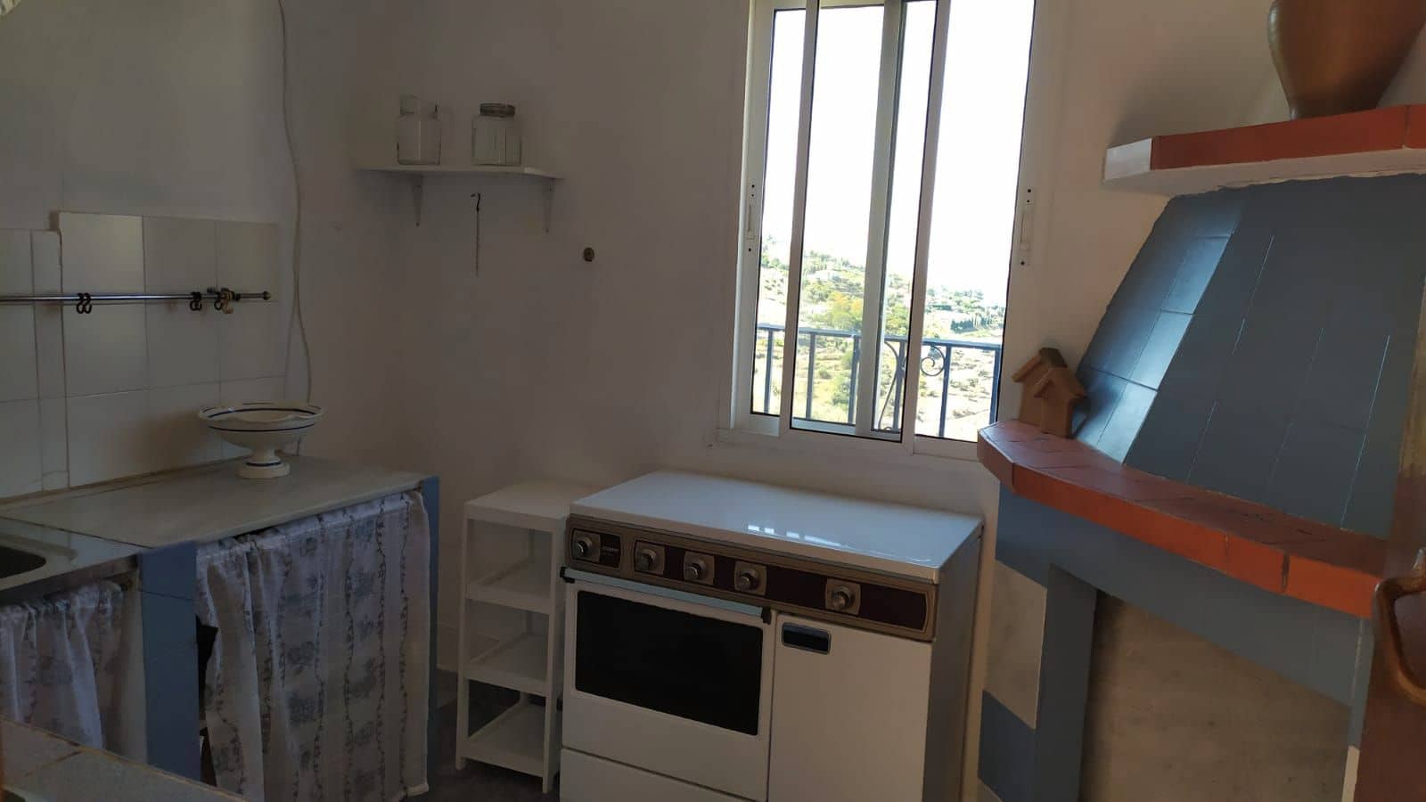 2 chambre Finca/Maison de Campagne à vendre à Torrox avec piscine garage - 350 000 € (Ref: 8998140)