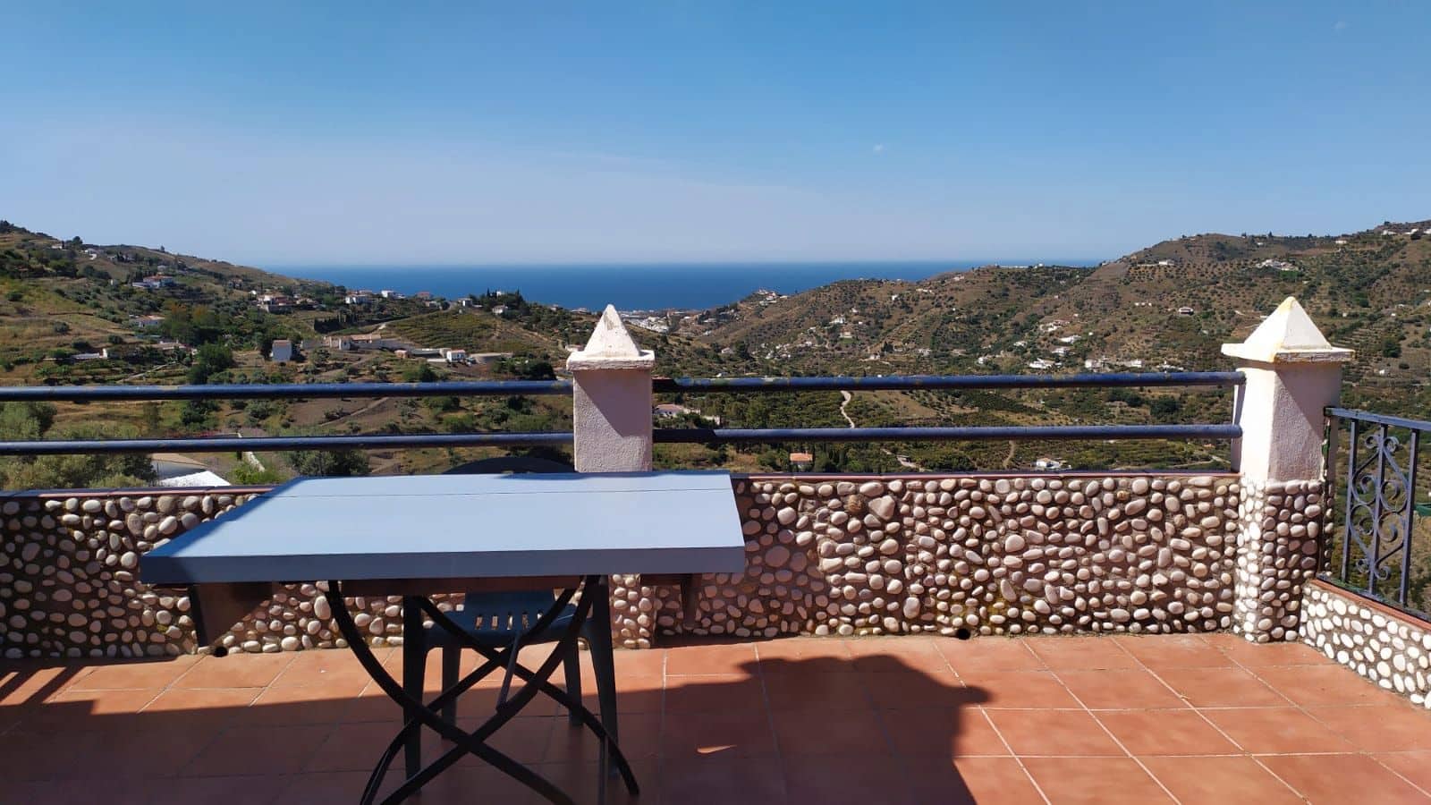 2 chambre Finca/Maison de Campagne à vendre à Torrox avec piscine garage - 350 000 € (Ref: 8998140)