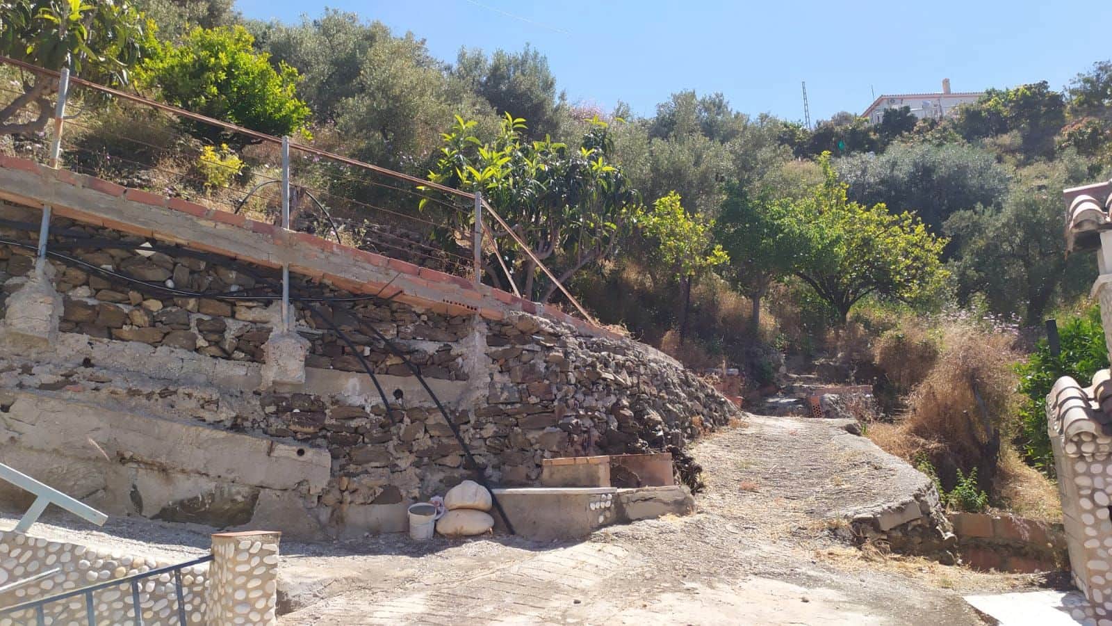 2 chambre Finca/Maison de Campagne à vendre à Torrox avec piscine garage - 350 000 € (Ref: 8998140)