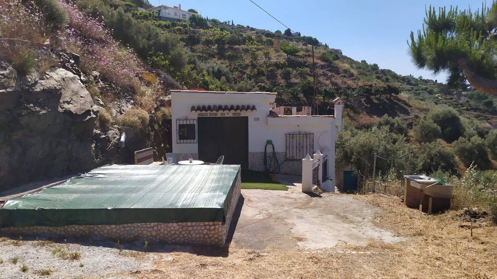 2 chambre Finca/Maison de Campagne à vendre à Torrox avec piscine garage - 350 000 € (Ref: 8998140)