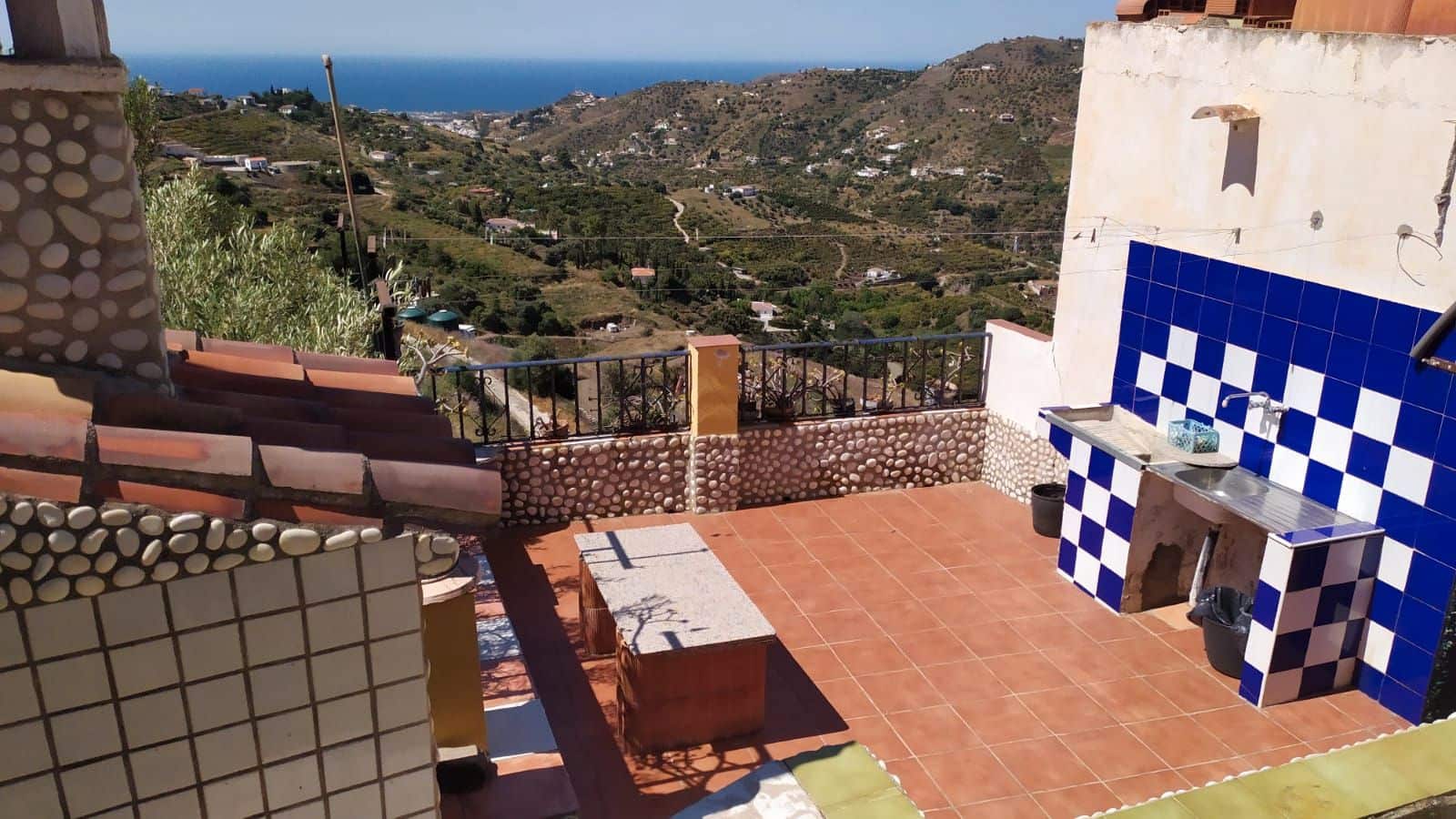 2 chambre Finca/Maison de Campagne à vendre à Torrox avec piscine garage - 350 000 € (Ref: 8998140)