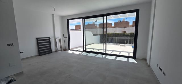 2 soveværelse Semi-Rækkehus til salg i El Peñoncillo, Torrox med swimmingpool garage - € 319.000 (Ref: 9029052)