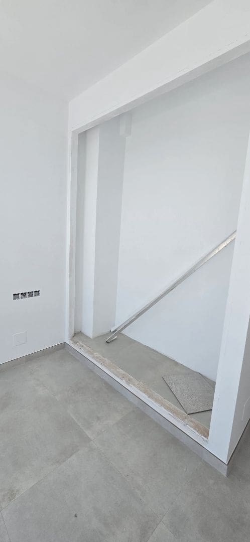 2 soverom Kjedet enebolig til salgs i Torrox med svømmebasseng garasje - € 319 000 (Ref: 9029052)