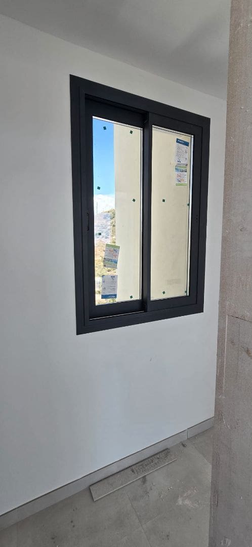 2 soverom Kjedet enebolig til salgs i Torrox med svømmebasseng garasje - € 319 000 (Ref: 9029052)