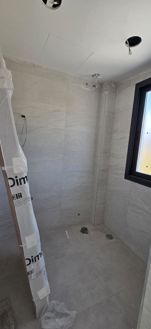 2 soverom Kjedet enebolig til salgs i Torrox med svømmebasseng garasje - € 319 000 (Ref: 9029052)