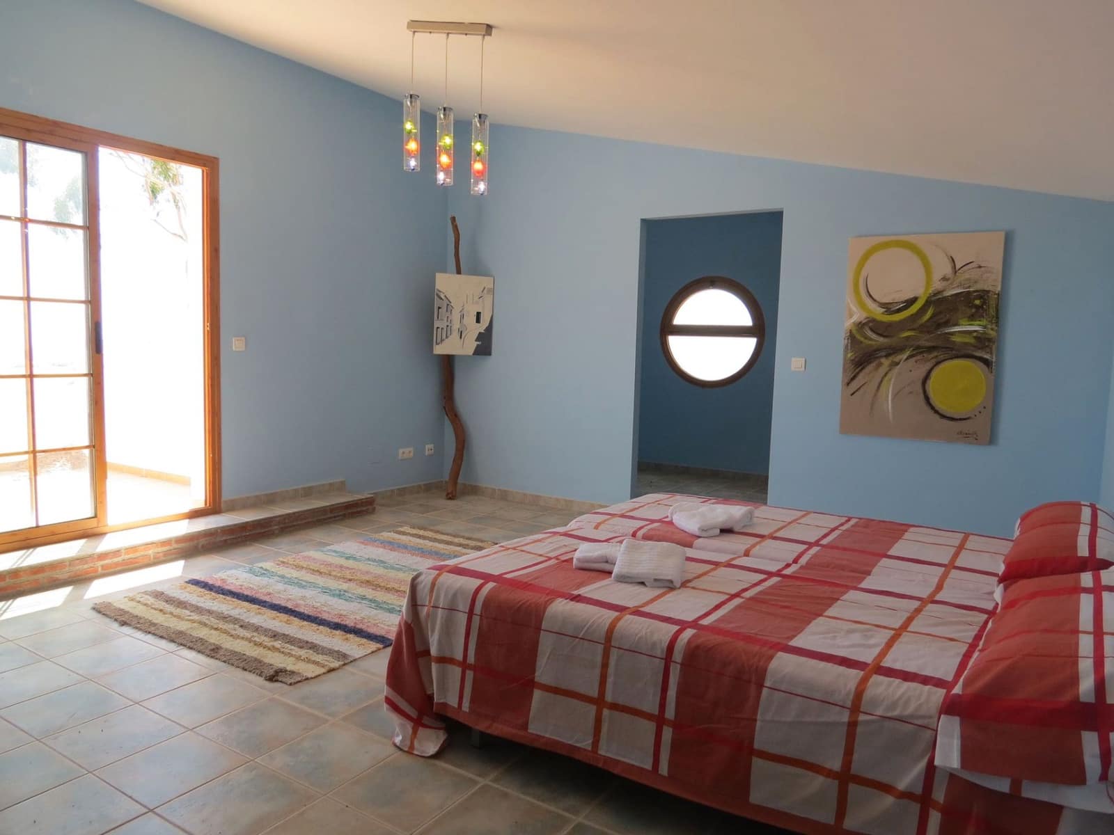 Villa/Maison de 3 chambres à louer à Velez-Malaga avec piscine garage - 2 600 € (Ref: 9096993)