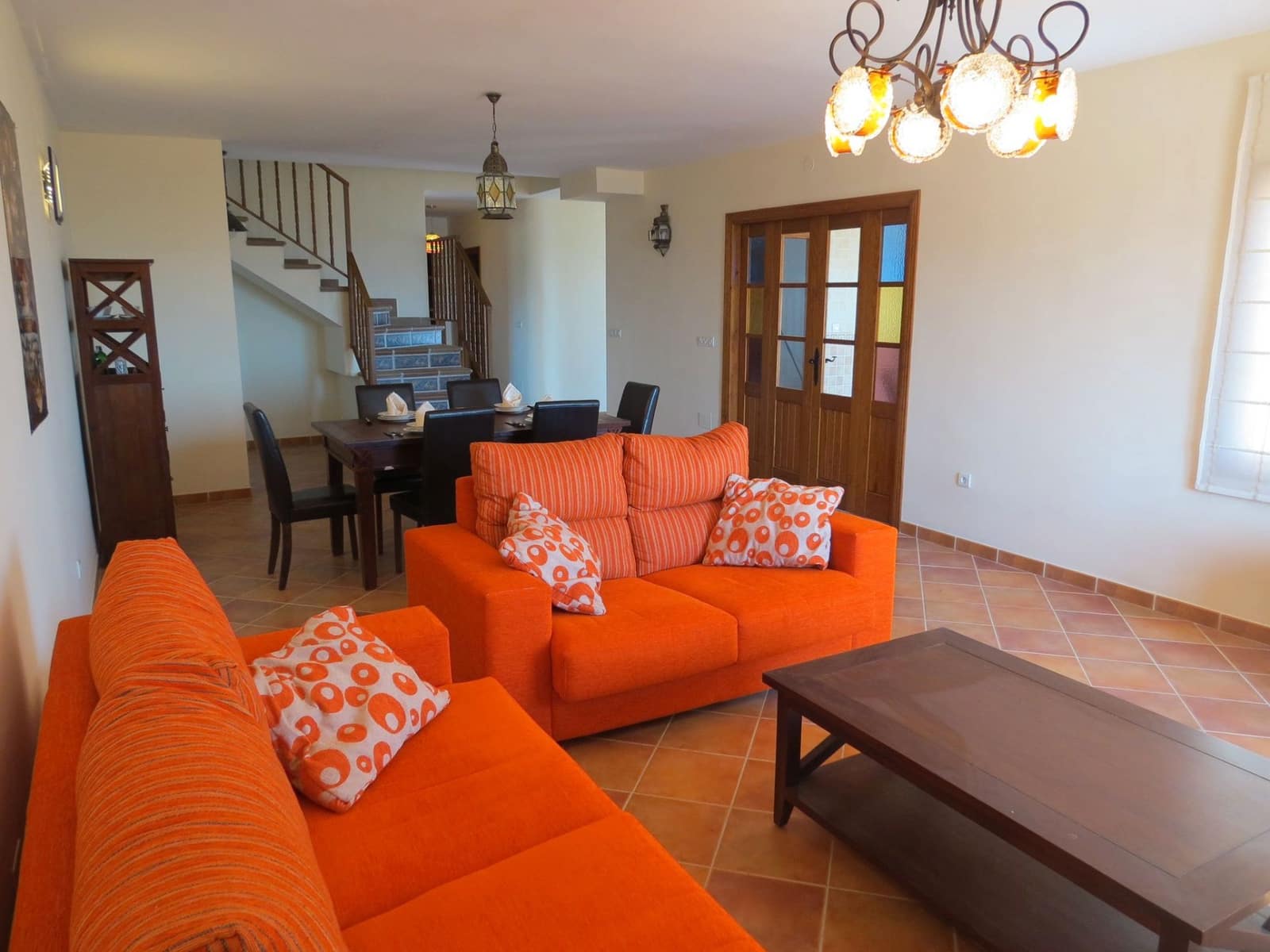 Villa/Maison de 3 chambres à louer à Velez-Malaga avec piscine garage - 2 600 € (Ref: 9096993)