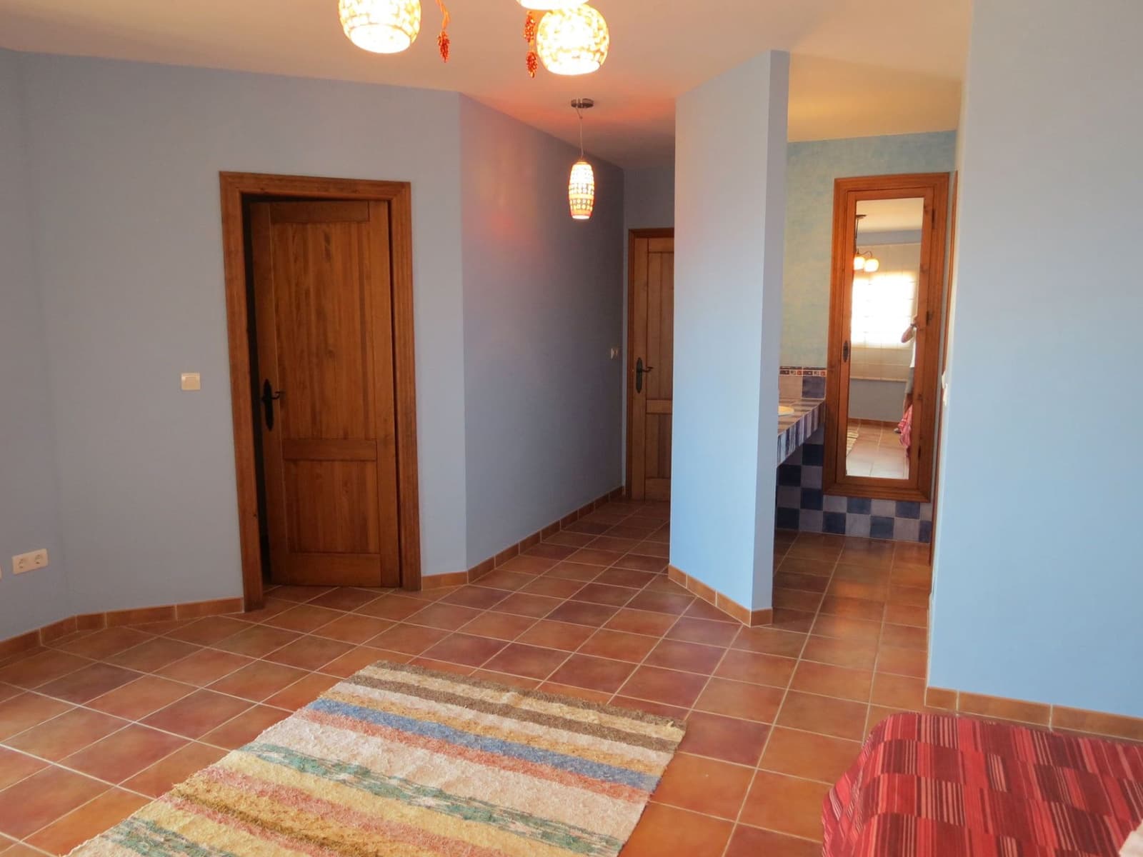 Villa/Maison de 3 chambres à louer à Velez-Malaga avec piscine garage - 2 600 € (Ref: 9096993)