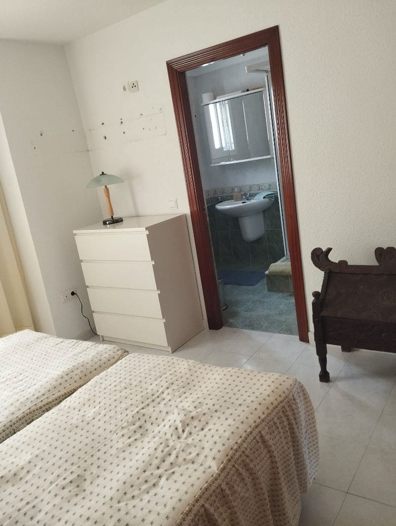 3 sovrum Semi-fristående Villa till salu i Torrox med garage - 290 000 € (Ref: 9128791)