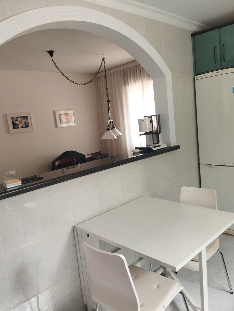 3 sovrum Semi-fristående Villa till salu i Torrox med garage - 290 000 € (Ref: 9128791)