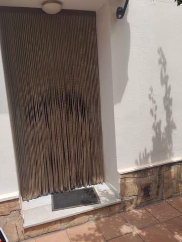 3 sovrum Semi-fristående Villa till salu i Centro Internacional, Torrox med garage - 290 000 € (Ref: 9128791)