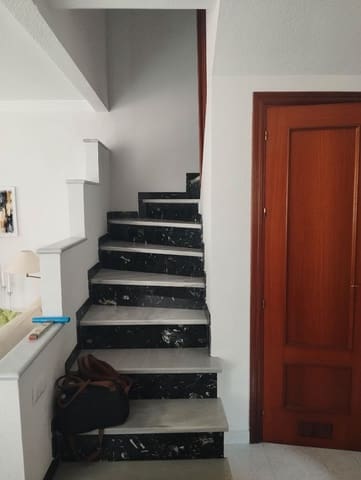 3 sovrum Semi-fristående Villa till salu i Centro Internacional, Torrox med garage - 290 000 € (Ref: 9128791)