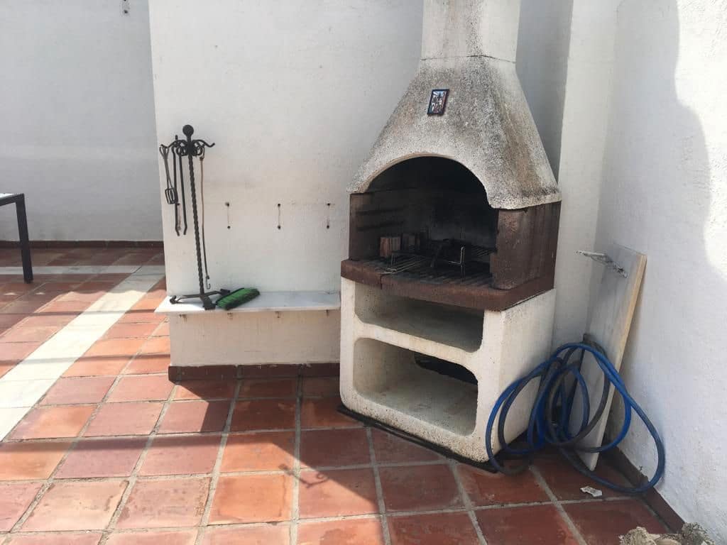 1 soverom Leilighet til leie i Torrox med svømmebasseng - € 800 (Ref: 9221885)