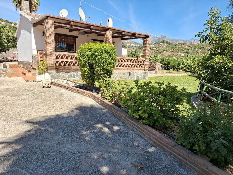1 quarto Quinta/Casa Rural para venda em Frigiliana com piscina garagem - 365 000 € (Ref: 9231384)