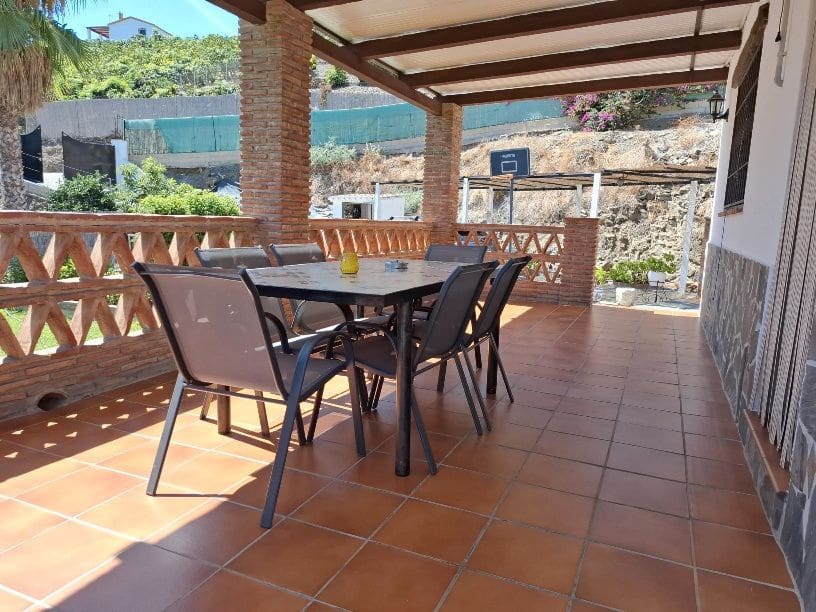 1 quarto Quinta/Casa Rural para venda em Frigiliana com piscina garagem - 365 000 € (Ref: 9231384)