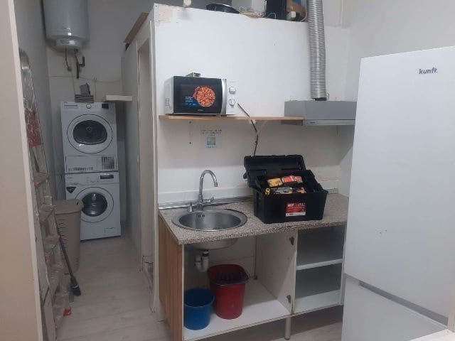 Erhverv til salg i Torre del Mar, Vélez-Málaga - € 194.000 (Ref: 9235020)