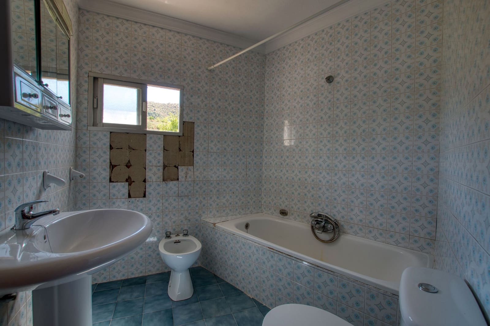 2 soveværelse Byhus til salg i Vinuela med garage - € 155.000 (Ref: 9235785)