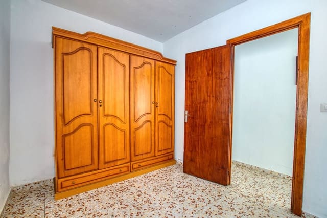 2 soveværelse Byhus til salg i Viñuela med garage - € 155.000 (Ref: 9235785)