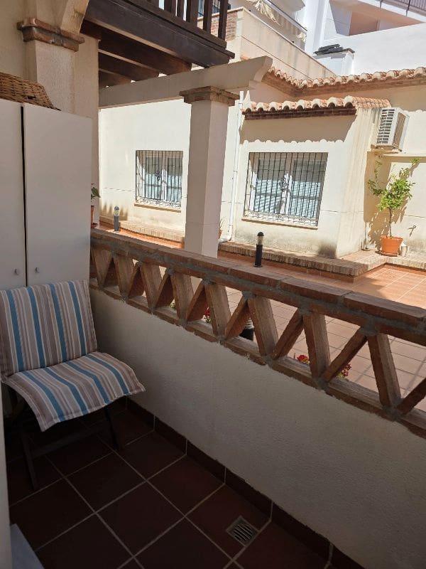 2 soveværelse Lejlighed til salg i Nerja med swimmingpool garage - € 285.000 (Ref: 9247696)