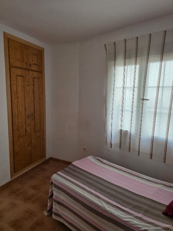 2 soveværelse Lejlighed til salg i Nerja med swimmingpool garage - € 285.000 (Ref: 9247696)