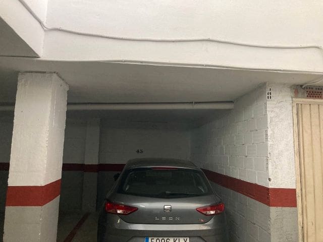 Garage à vendre à Torre del Mar, Vélez-Málaga - 34 125 € (Ref: 9253843)