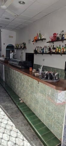 Erhverv til leje i Centro, Nerja - € 1.300 (Ref: 9255939)