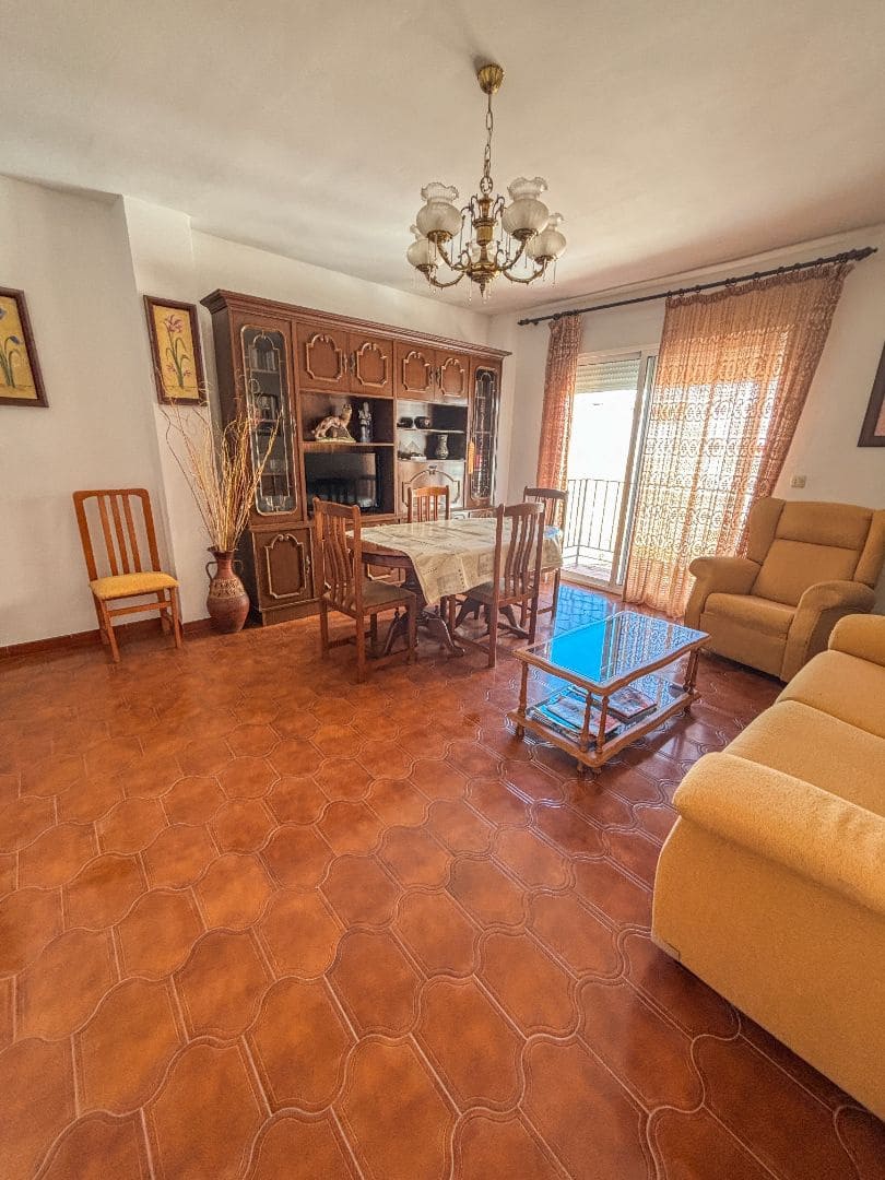 3 soveværelse Lejlighed til salg i Nerja - € 295.000 (Ref: 9270377)